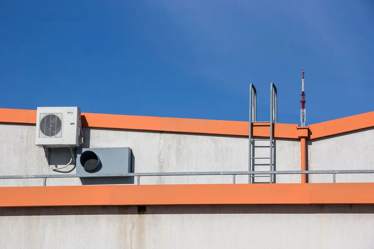 Summer Heatwave Data Center Cooling Checklist